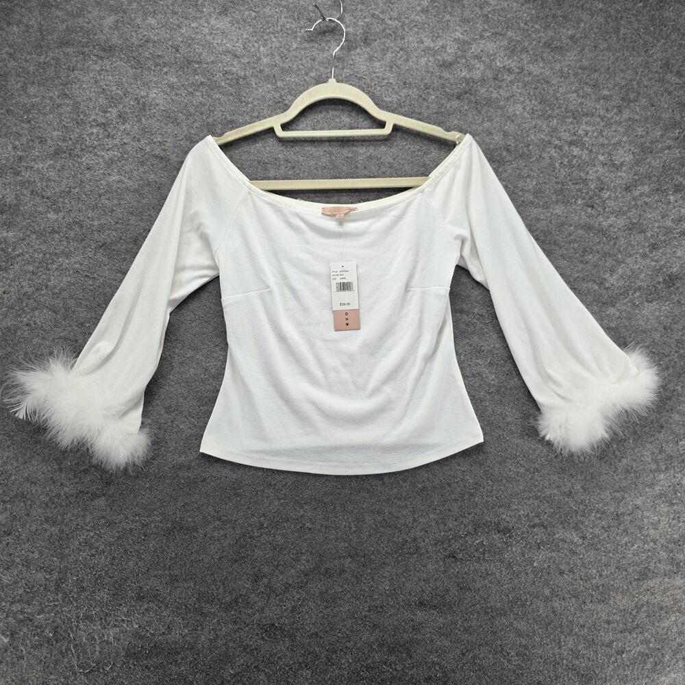 Evolutionary Blouse Womens L White Off The Shoulder Bell Sleeve Fur Trim